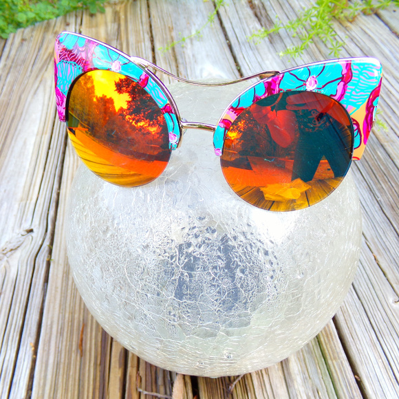Accessories - Floral Cat Eye Sunglasses